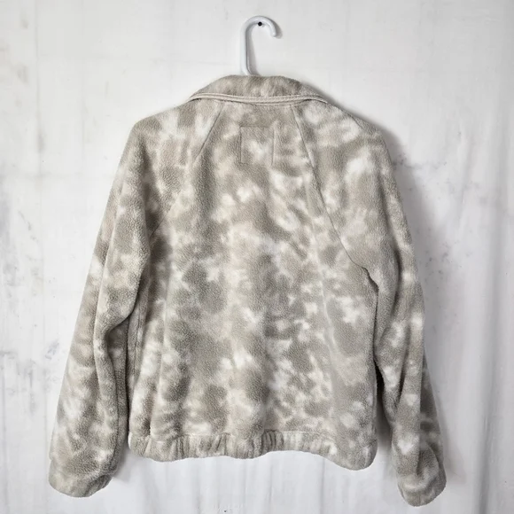 Abercrombie & Fitch Snap Up Fleece Quilted Jacket Camo - Picture 2 of 7